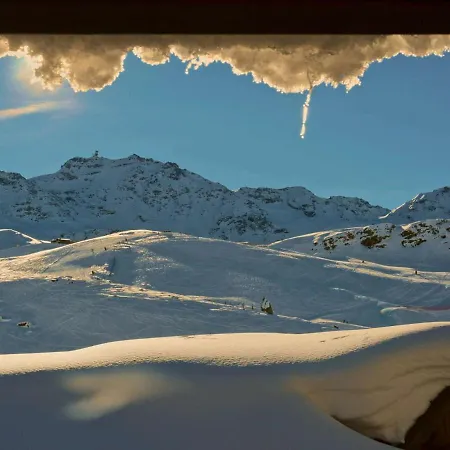 Triplex 75m² - 2 Chambres, 1 Cabine, Cheminee, Wifi, Proche Pistes Et Commerces - Fr-1-637-11 Chalet Val Thorens