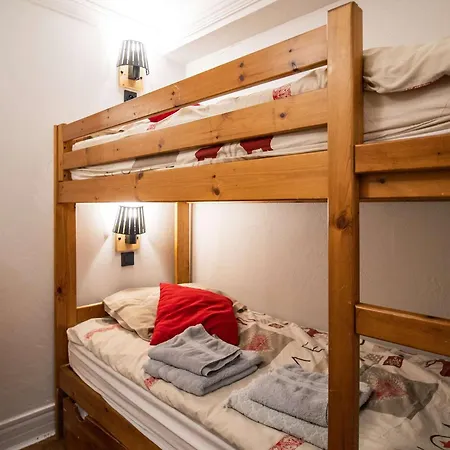 Triplex 75m² - 2 Chambres, 1 Cabine, Cheminee, Wifi, Proche Pistes Et Commerces - Fr-1-637-11 Шале