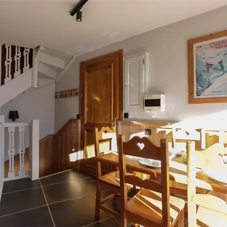 Triplex 75m² - 2 Chambres, 1 Cabine, Cheminee, Wifi, Proche Pistes Et Commerces - Fr-1-637-11 * Val Thorens