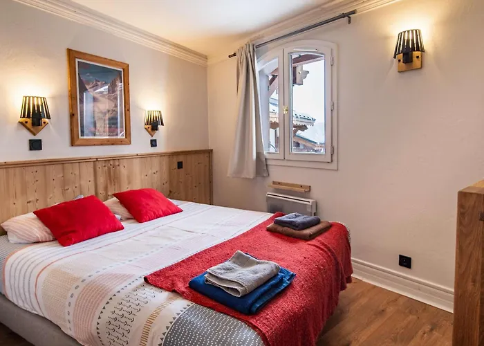 Triplex 75m² - 2 Chambres, 1 Cabine, Cheminee, Wifi, Proche Pistes Et Commerces - Fr-1-637-11 * Val Thorens